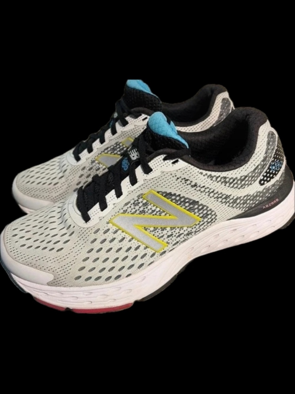 NEW BALANCE 680 RUNNING SHOE